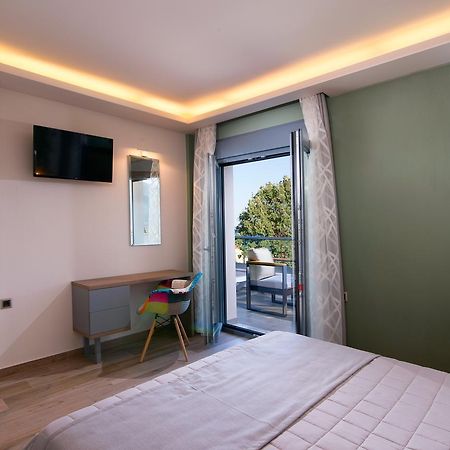 Semiramis Luxury Suites Chrysi Ammoudia Extérieur photo