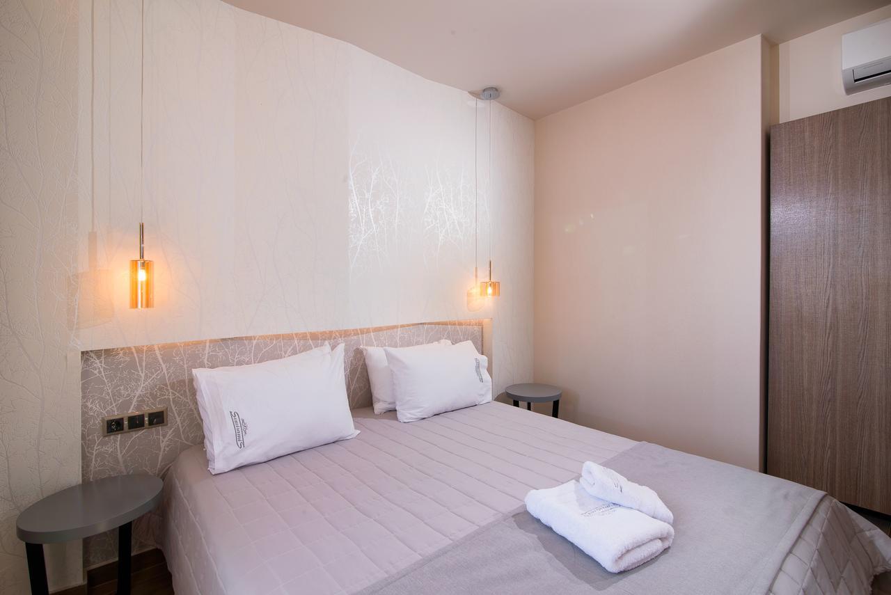 Semiramis Luxury Suites Chrysi Ammoudia Extérieur photo