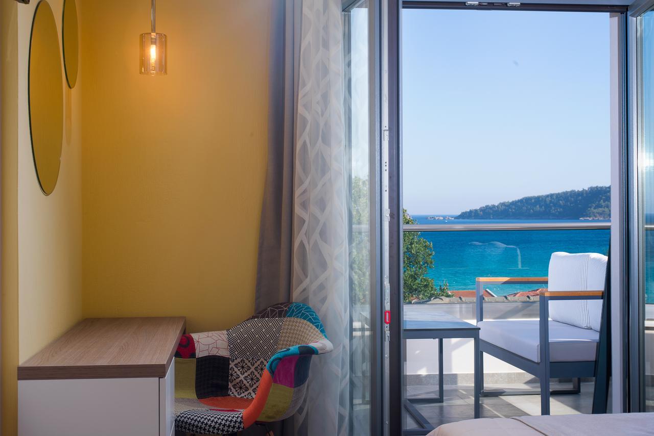 Semiramis Luxury Suites Chrysi Ammoudia Extérieur photo