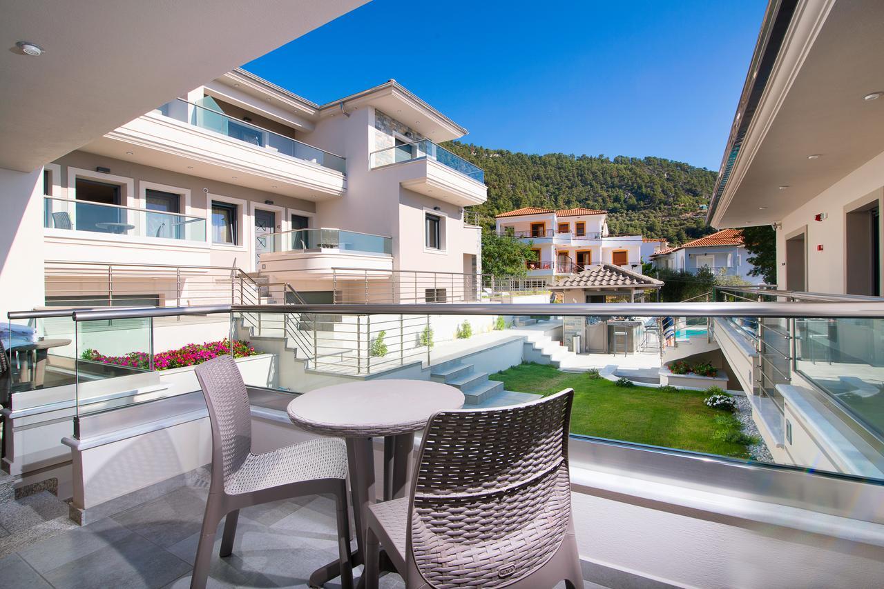 Semiramis Luxury Suites Chrysi Ammoudia Extérieur photo