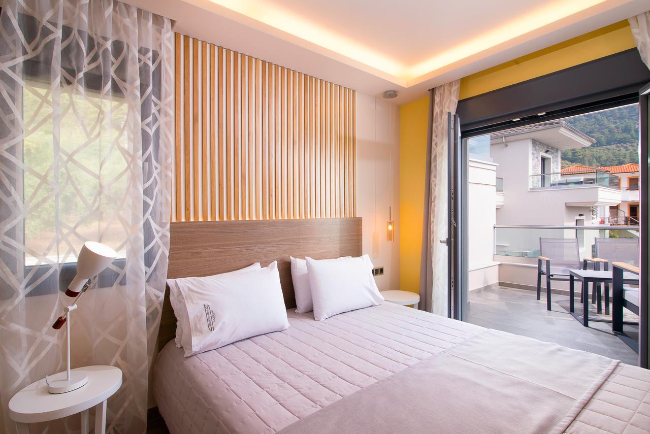Semiramis Luxury Suites Chrysi Ammoudia Extérieur photo