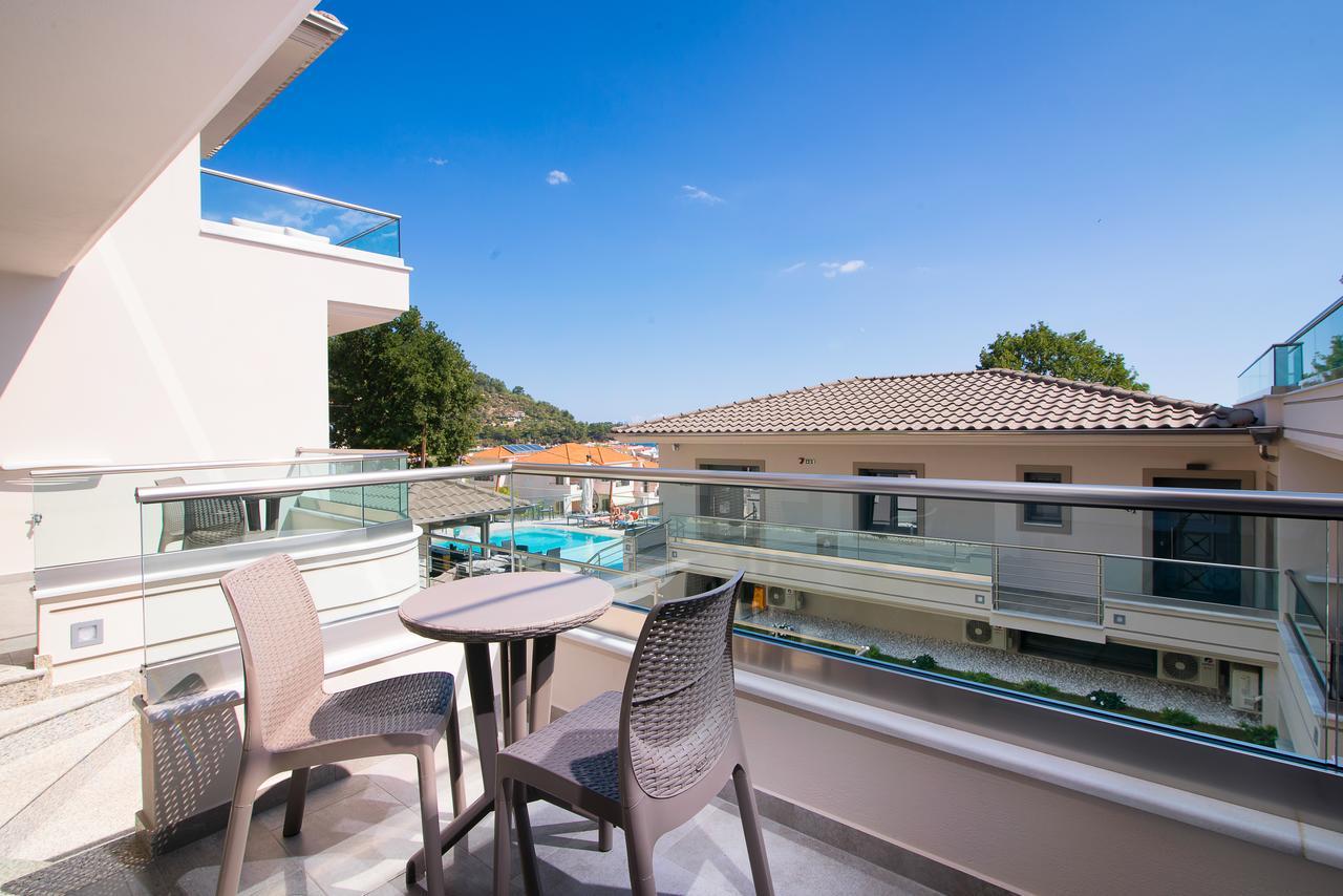Semiramis Luxury Suites Chrysi Ammoudia Extérieur photo