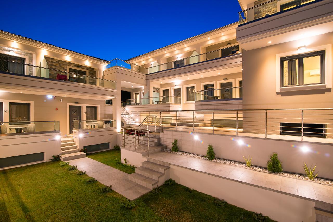 Semiramis Luxury Suites Chrysi Ammoudia Extérieur photo