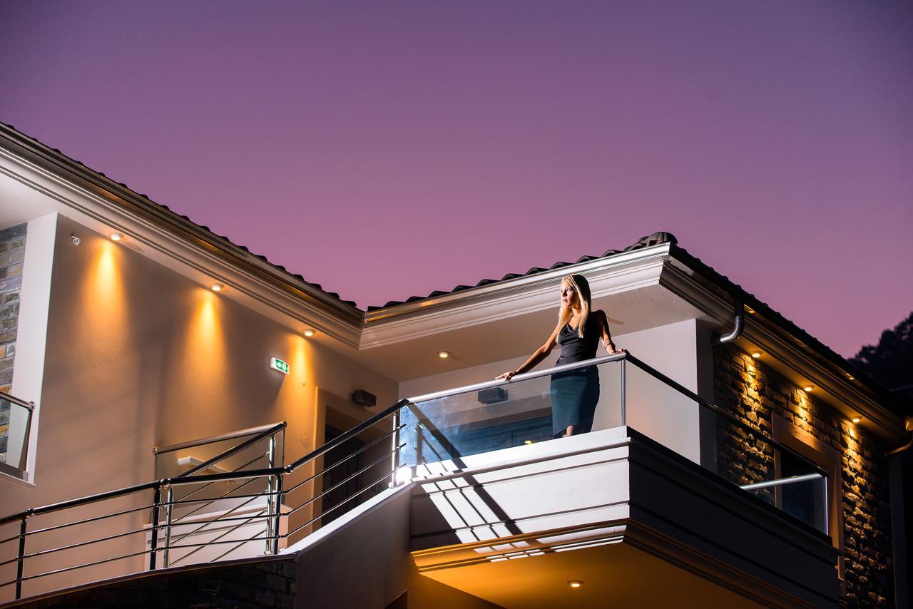 Semiramis Luxury Suites Chrysi Ammoudia Extérieur photo