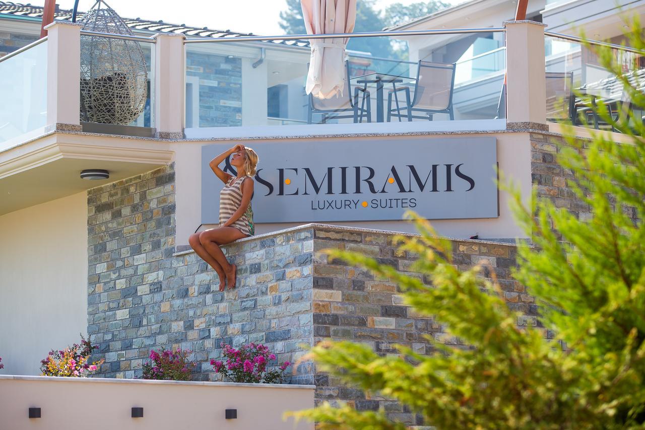 Semiramis Luxury Suites Chrysi Ammoudia Extérieur photo